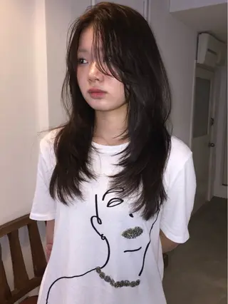 ロング 松林 芽依のヘアスタイル