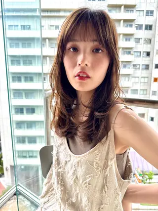 セミロング カラー 曲がる縮毛矯正 バレイヤージュ森田のヘアスタイル