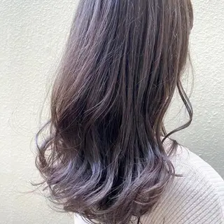 セミロング 川尻 詩織のヘアスタイル