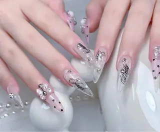ネイル Sully Nail Labのネイルデザイン