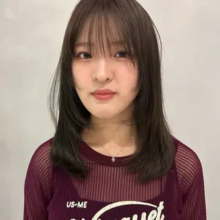 ミディアム 透け感カラー/顔周り レイヤー arisaのヘアスタイル