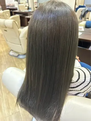 ロング 透明感カラー 山田真生のヘアスタイル