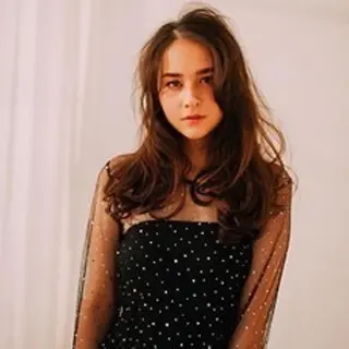 ロング カラー 高橋 聖羅のヘアスタイル