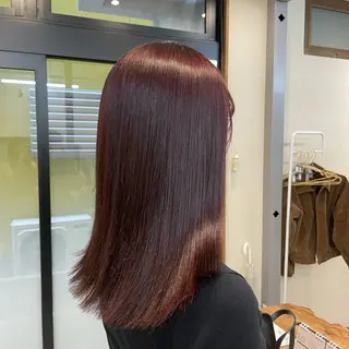 セミロング I-FLAT 暮石悠菜のヘアスタイル