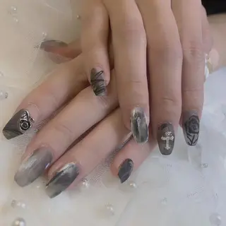 ネイル Tinaネイル 難波のネイルデザイン