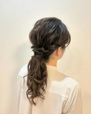 ヘアアレンジ 𝐚𝐲𝐚𝐧𝐞 /美髪/透明感カラーのヘアスタイル