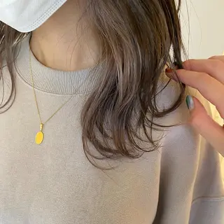セミロング カラー レイヤーカット/ ハイライト 千咲季のヘアスタイル