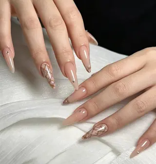 ネイル Kara🌻マツエク &Nailサロン💛のマツエク・マツパデザイン