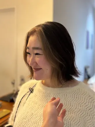 ミディアム カラー ヤマノウチ アヤカのヘアスタイル