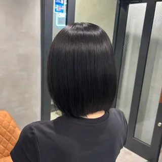 ショート カラー 艶カラー✨️縮毛矯正 ×耳ツボ💠mamiのヘアスタイル