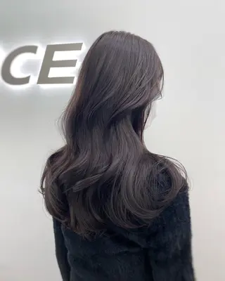 ロング カラー 大人っぽ韓国レディ レイヤー🤍渋谷のヘアスタイル