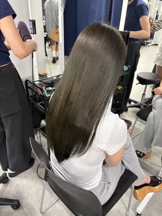 ロング カラー 韓国っぽ×透け感🪽 Fumi 🤍のヘアスタイル