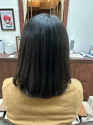 ミディアム 我満 宏映のヘアスタイル