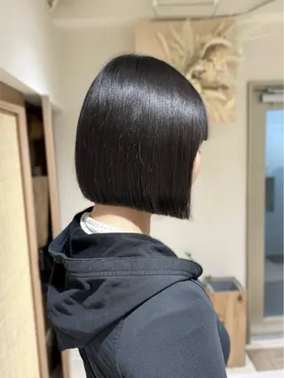ショート レイヤー/小顔前髪 🤍wakaのヘアスタイル