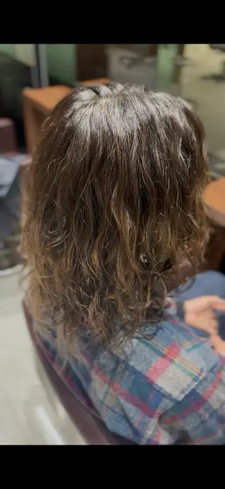 パーマ メンズ ねね🦖 /ブリーチカラーのヘアスタイル