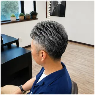 ショート 谷崎 太二のヘアスタイル