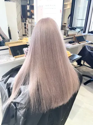 ロング kanta 梅田 韓国ハイトーンのヘアスタイル