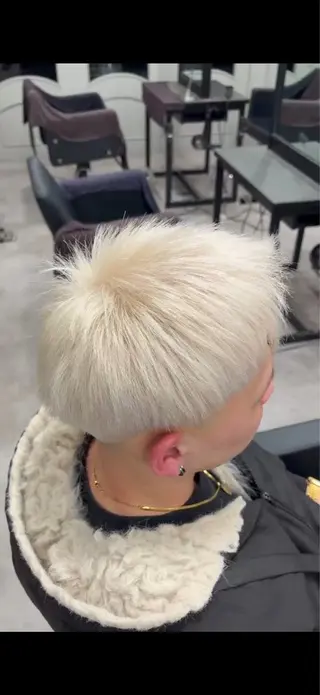 カラー メンズ 芦刈 陽大のヘアスタイル