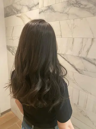 ロング 美髪矯正透明感カラー 江川 和輝のヘアスタイル