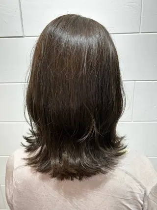 ミディアム ashuley YUKIのヘアスタイル