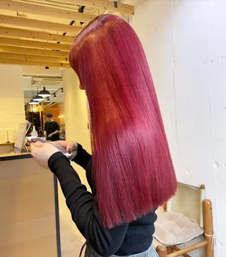 ロング カラー EIGHT 中川原 菜々子のヘアスタイル