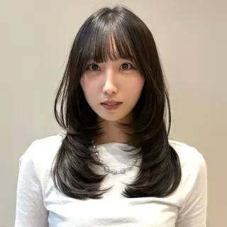 ロング カラー 新宿/レイヤーカット 髪質改善/小顔見せのヘアスタイル