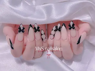 ネイル MxS リィリィのネイルデザイン