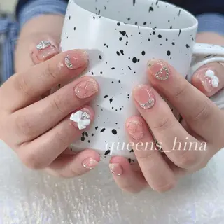 ネイル Queens 榊 まおのネイルデザイン