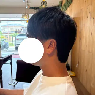 ショート メンズ 足立 千咲のヘアスタイル