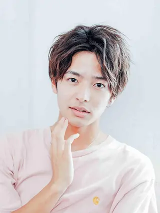 ミディアム カラー パーマ メンズ 似合わせ×レイヤー× 髪質改善×t.yのヘアスタイル