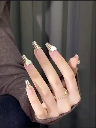 ネイル 長さだし専門店 ROKANAILのネイルデザイン