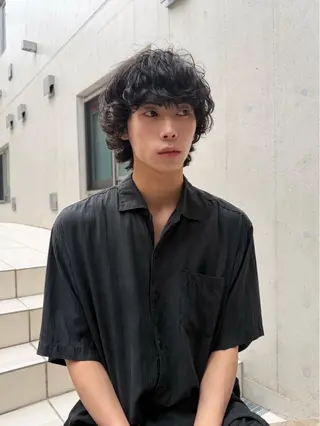 ミディアム パーマ メンズ IPPO 下北沢のヘアスタイル