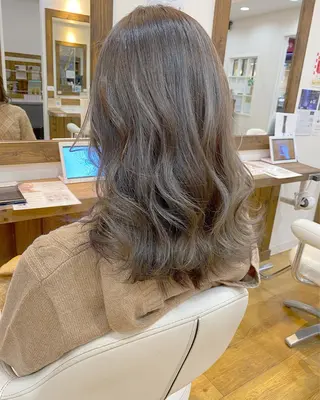 セミロング カラー 横浜ブリーチムラ直し ハイトーン/ブリーチのヘアスタイル