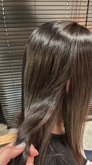 ミディアム カラー 田中 美月のヘアスタイル