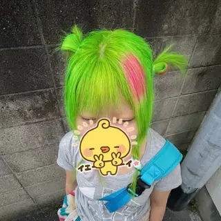 ミディアム カワハラ イチカのヘアスタイル