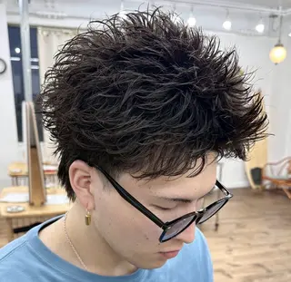 ショート カラー パーマ メンズ メンズ特化✂️ 小枝 優生のヘアスタイル