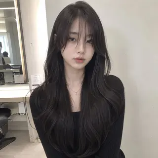 カラー 🎀韓国風暗髪 nana🎀のヘアスタイル