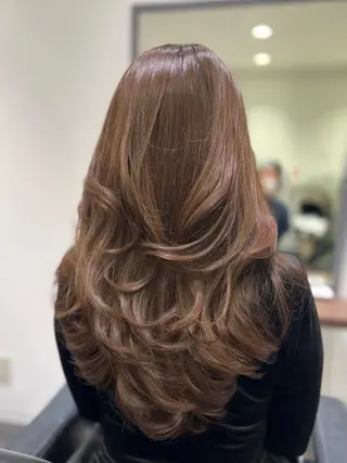 セミロング レイヤーカット 早崎太生のヘアスタイル