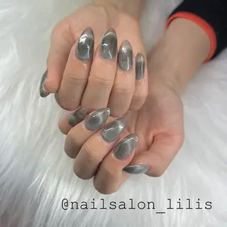 ネイル nailsalon Lilisのネイルデザイン