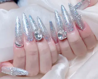 ネイル M🌷nail 長さだし専門店のネイルデザイン