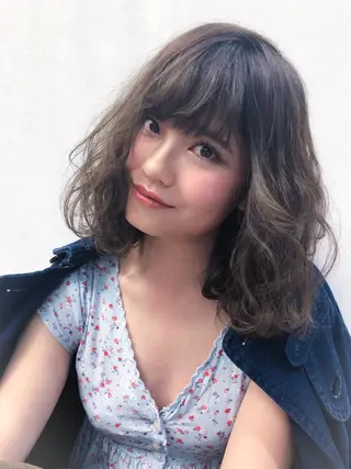ミディアム カット無料/髪質改善 髪質根本改善/艶髪のヘアスタイル