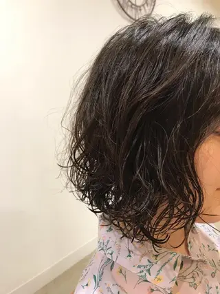 ミディアム パーマ 暖色カラー🍊 ボブ🌿顔周りcutのヘアスタイル