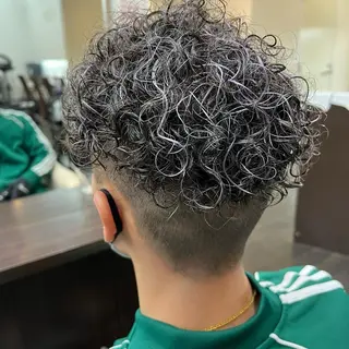ショート 坂田 龍哉のヘアスタイル