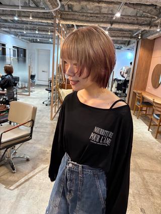 ショート カラー Hayashi Shioriのヘアスタイル