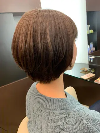 ショート Aya/四条烏丸/ 酸性ストレートのヘアスタイル