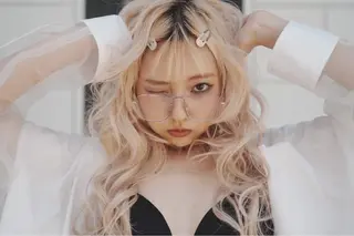 ロング 🤍ハイライト/ レイヤー/銀座🤍のヘアスタイル