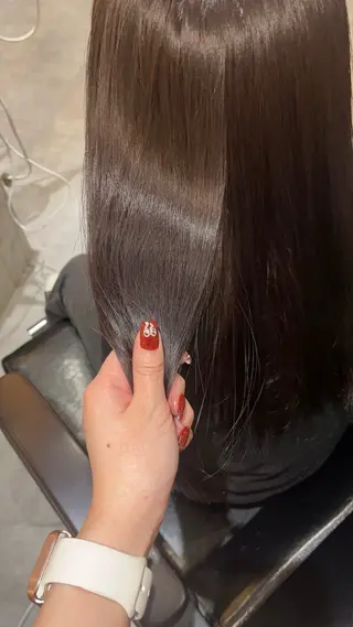 カラー 顔周りカット/ 透明感カラー/ユイのヘアスタイル