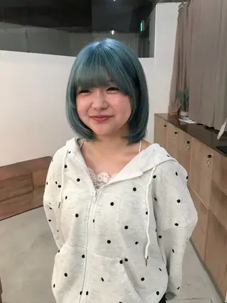 ミディアム カラー ひな🐥ハイトーン/ レイヤーカット🎼のヘアスタイル