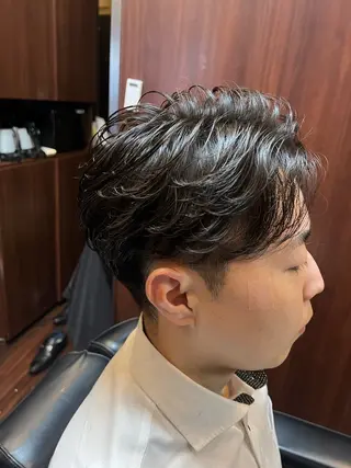 ショート パーマ 吉田 一希のヘアスタイル