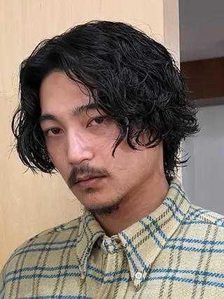 パーマ 山口 ヒロトのヘアスタイル